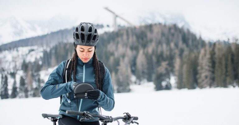 E-Mountainbike im Schnee